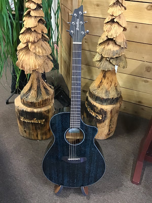 Breedlove ECO Rainforest Midnight Blue Used W/G.B