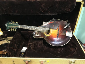 The Gibson F2-style Mandolin w/OHSC Vintage