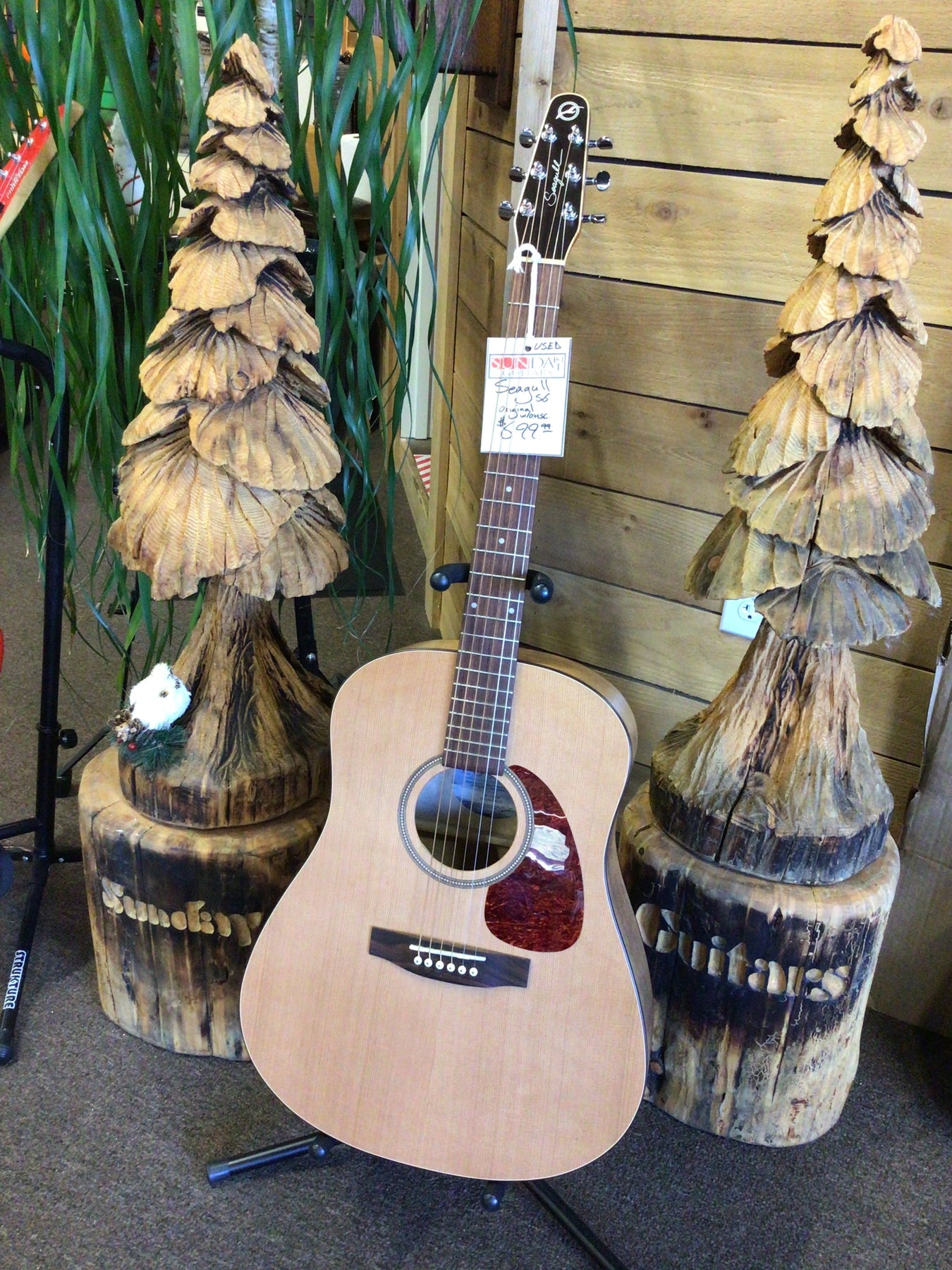 Acoustic Guitars – Tagged 