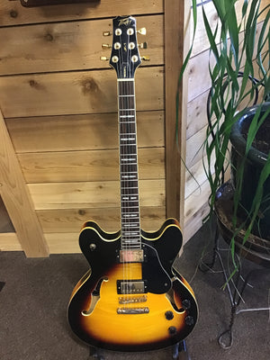 Peavey JF-1 Electric Guitar w/GB Used