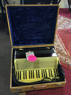 Hohner Accordion W/O.C Consignment Used