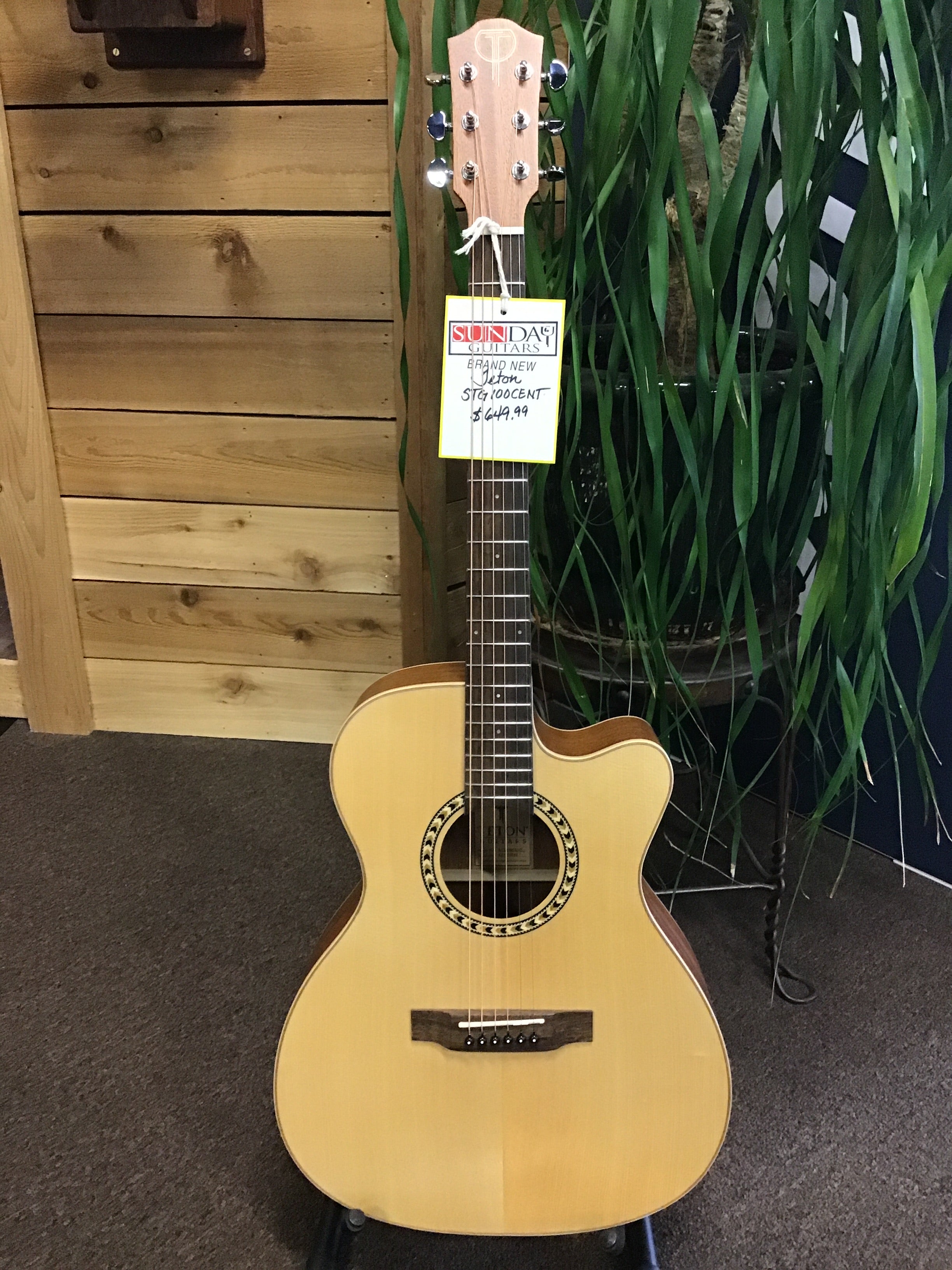 Teton STG100CENT A/E Guitar